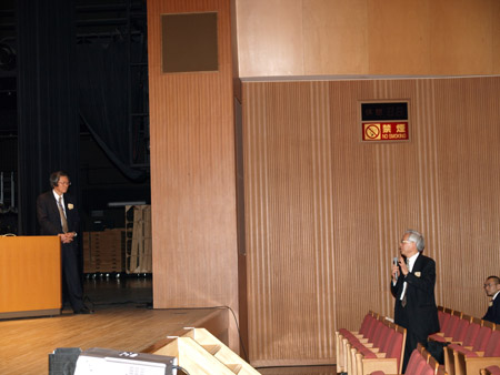 P3281560